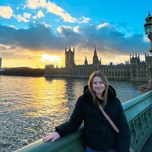Meet your Posher, Natalie